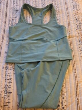 Old Navy Light Teal Active Leggings Set